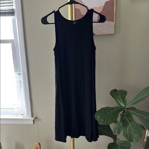 Black Sleeveless Dress
